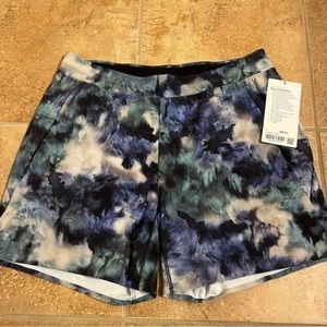 Lululemon Balancer Short 6” Men’s Large